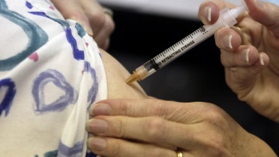 Vacina experimental contra múltiplas estirpes de malária