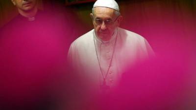 Vaticano e China assinam acordo provisório para nomeação de bispos