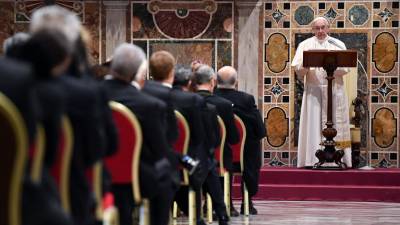 Vaticano justifica presença de enviado na tomada de posse de Maduro