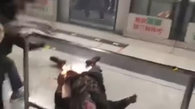 Vídeos amadores mostram fogo que fez pelo menos 15 feridos em incêndio no metro