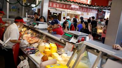 Venezuela ativa distribuição de produtos básicos em supermercados portugueses