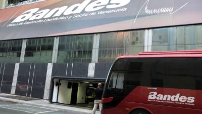 Venezuela condena novas sanções dos EUA contra bancos e financeiras