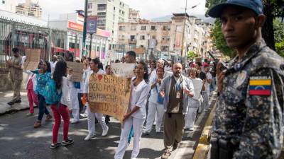 Venezuela Protestos contra baixos salários continuam no setor da saúde