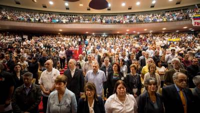 Venezuelanos criaram “Frente Ampla” de luta “contra a ditadura”