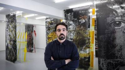 Vhils tem duas novas obras em Paris