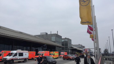 Voos no aeroporto de Hamburgo interrompidos devido a evacuação