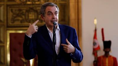 Zapatero espera que moção de censura “contribua” para estabilidade política em Espanha