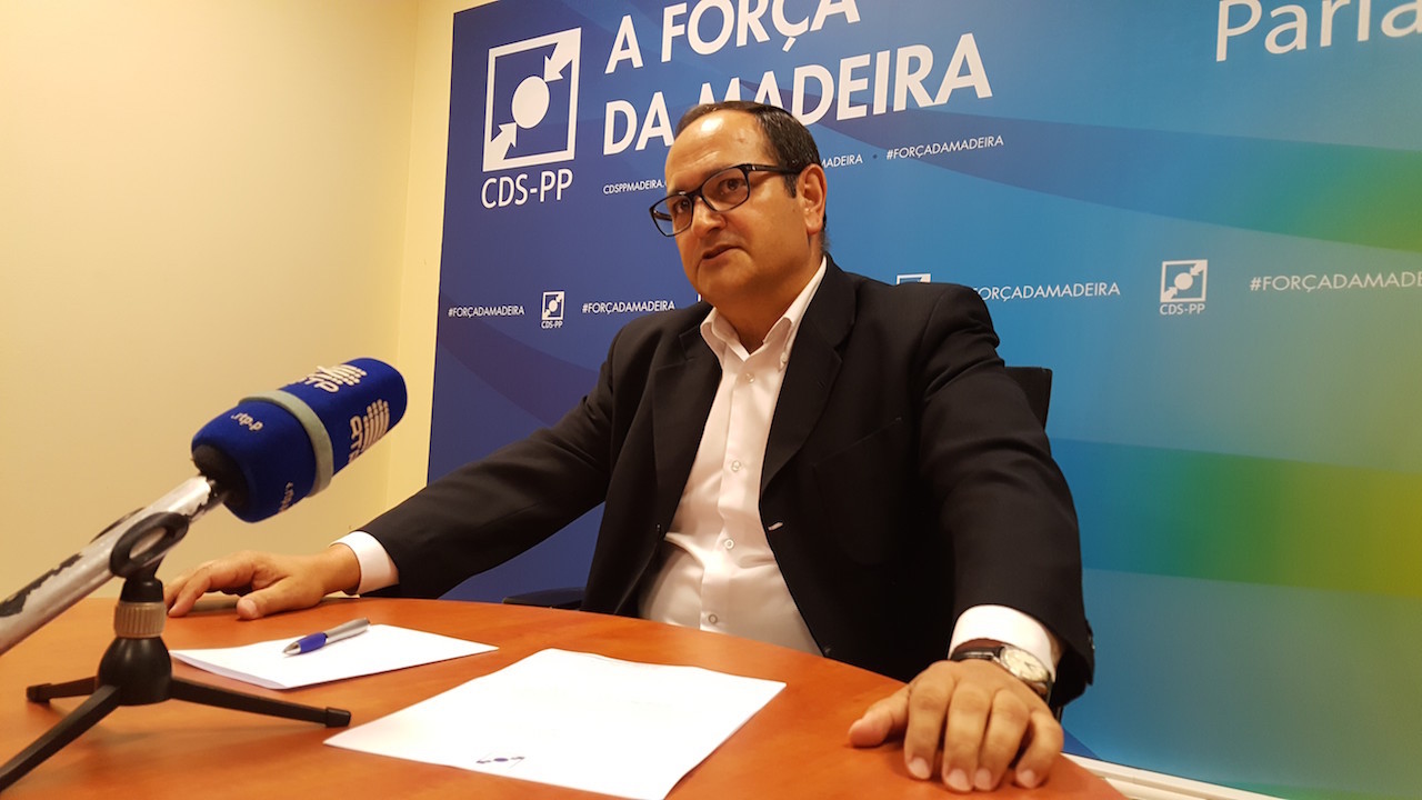 Lopes da Fonseca estará amanhã em Câmara de Lobos