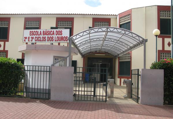 Miguel Albuquerque amanhã na escola dos Louros