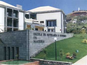 Comissão de inquérito à Escola Hoteleira ouve a 3 abril Francisco Fernandes e João Pedro Entrudo