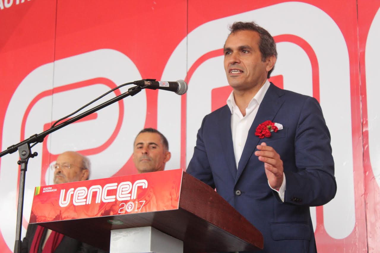 PS-M quer que madeirenses “possam ver-se livres do PSD de uma vez por todas”