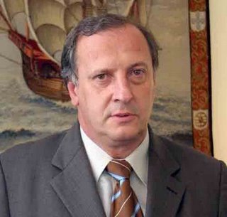 Comissão de Inquérito à Escola Hoteleira vai auscultar Francisco Fernandes