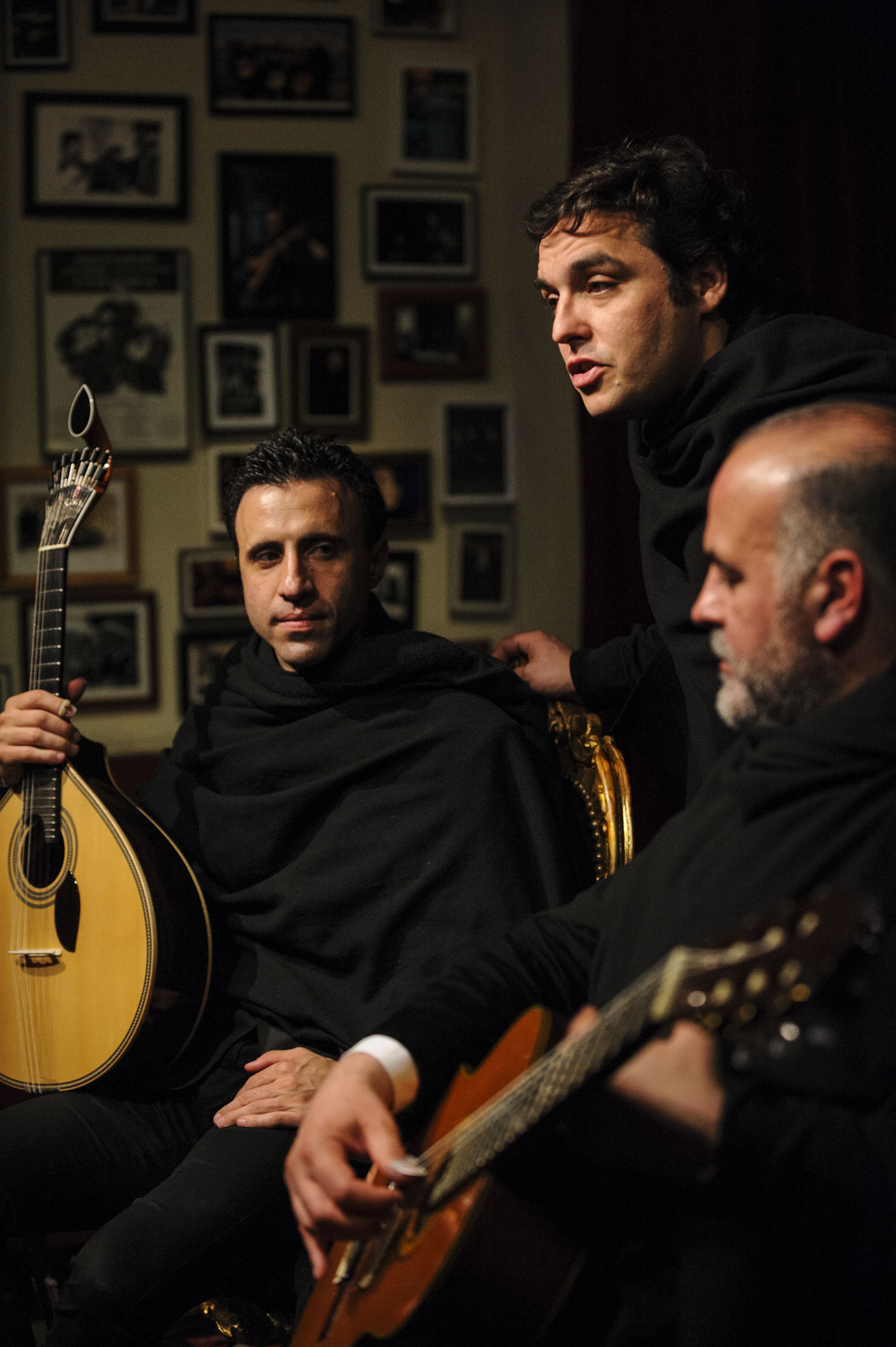 Fados de Coimbra no Teatro Municipal Baltazar Dias