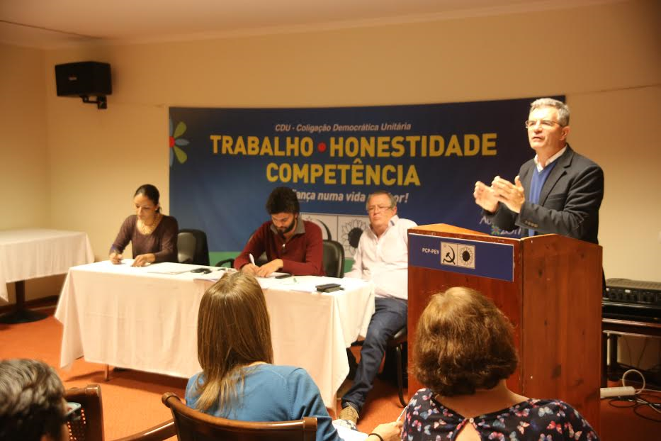 PCP realizou fórum sobre habitação e questões sociais