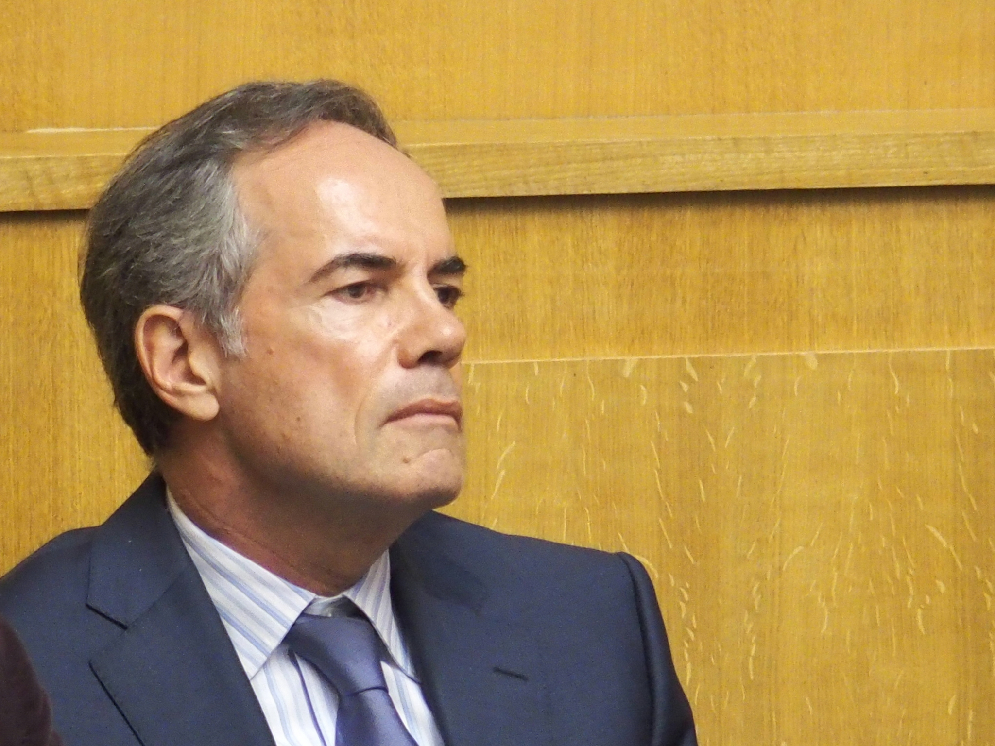 Sérgio Marques contesta embargo da CMF à obra na Ponte Nova