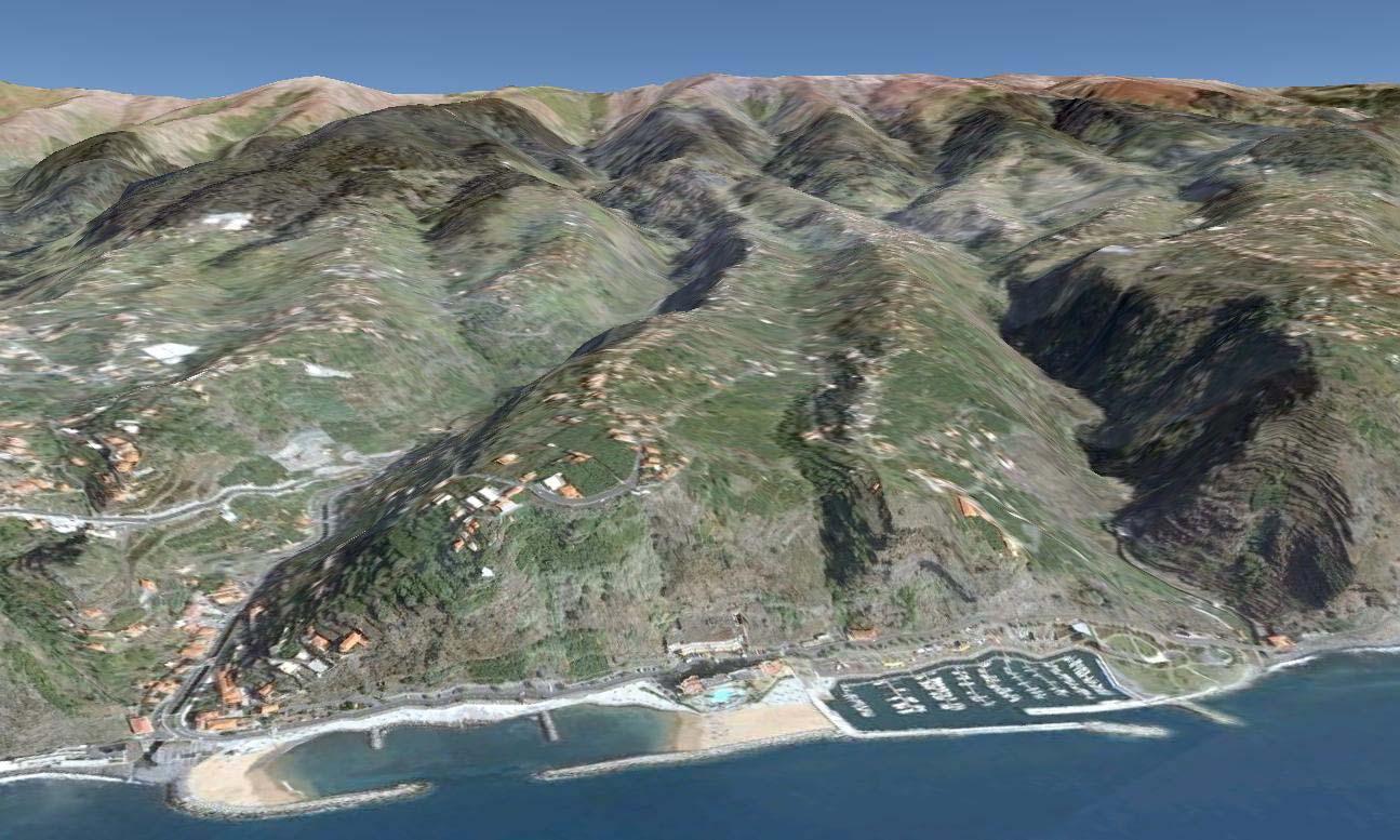 Secretaria promoveu hoje fogo controlado nas serras da Calheta