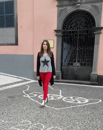 Sofia Canha domingo em defesa dos Bombeiros Voluntários da Calheta