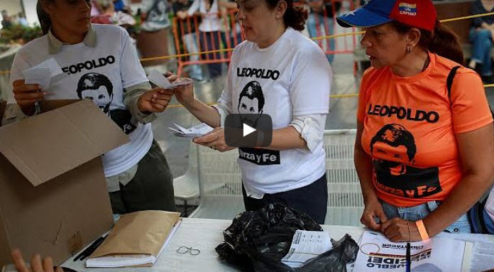 Pelo menos um morto em tiroteio durante referendo que desafia Maduro [vídeo]