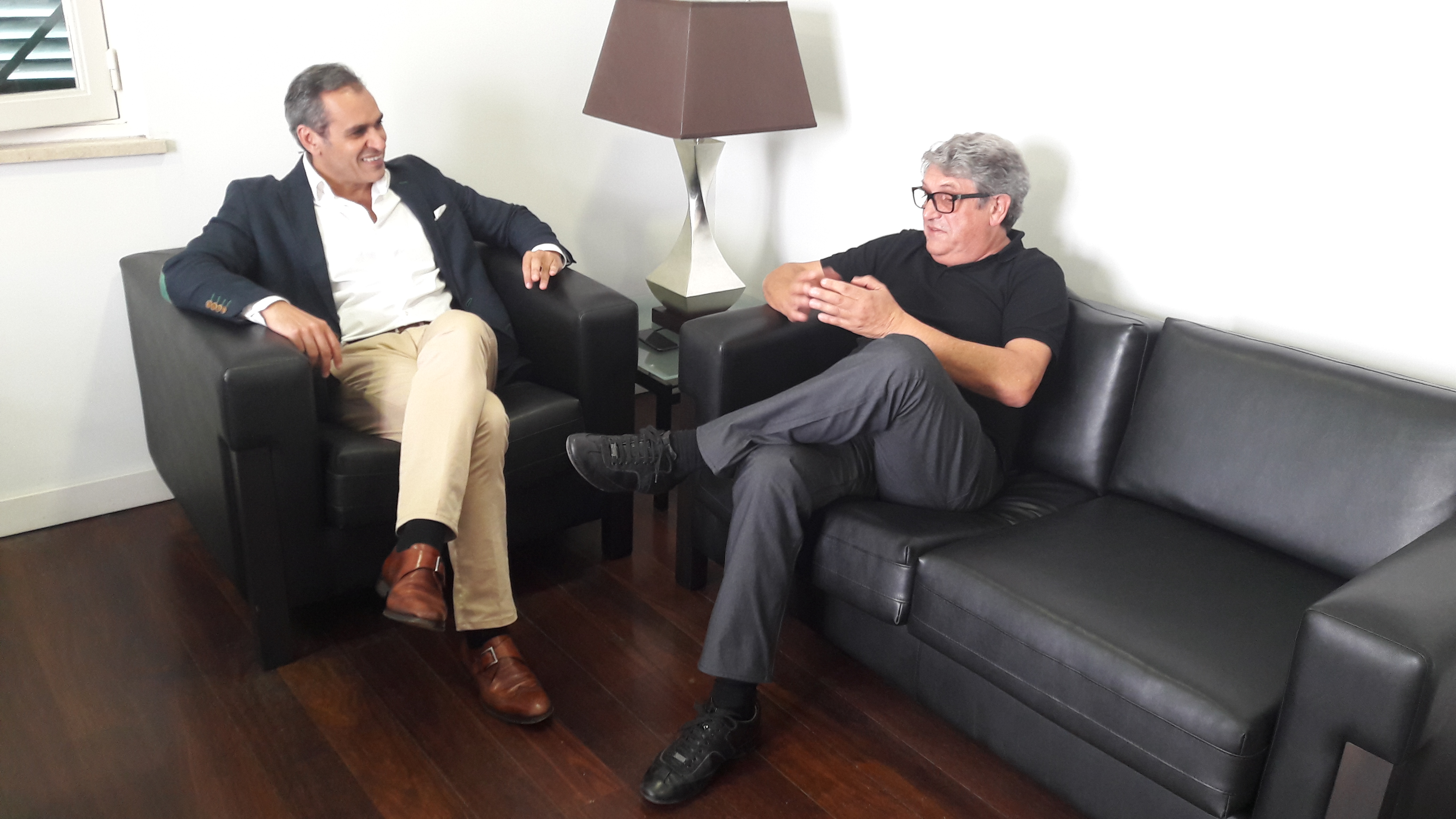 Carlos Pereira recebe lesados do Banif e deixa nota de esperança