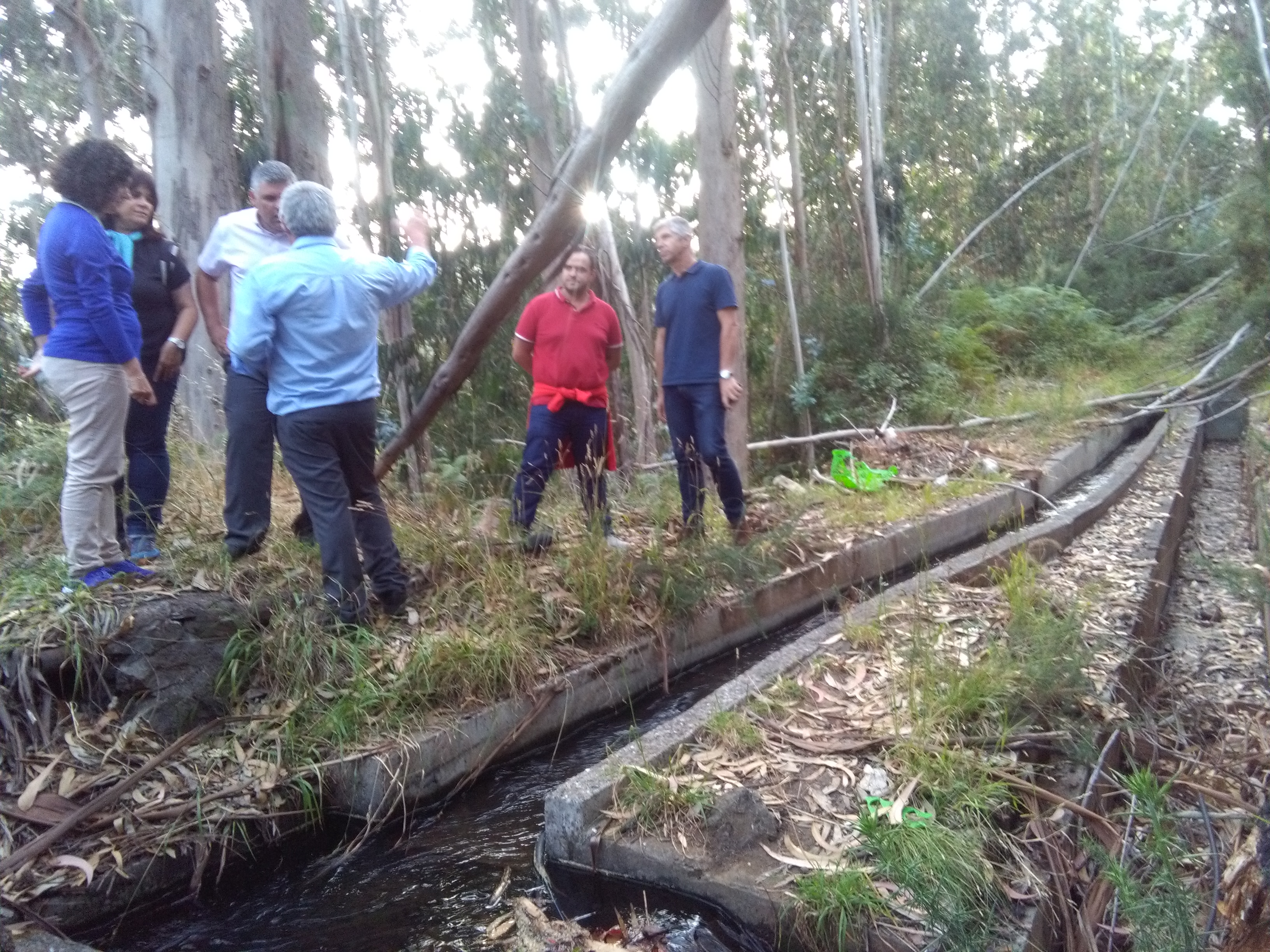 Candidatos da CDS-Santa Cruz visitaram Lagoa das Águas Mansas e artesãos da Camacha