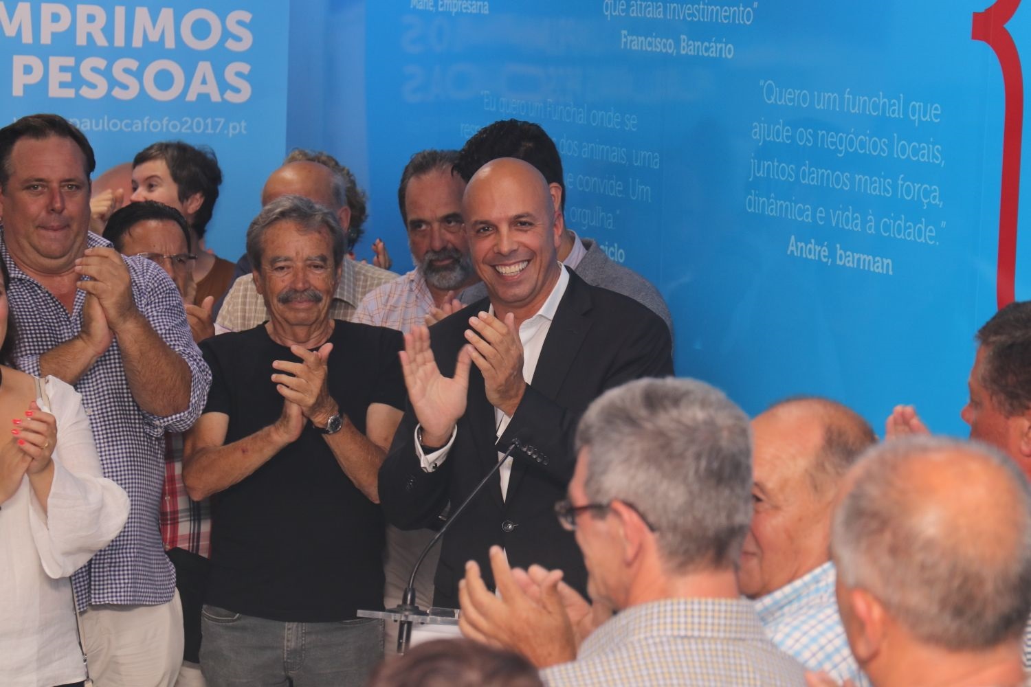 Confiança com sede de campanha na Rua 31 de Janeiro