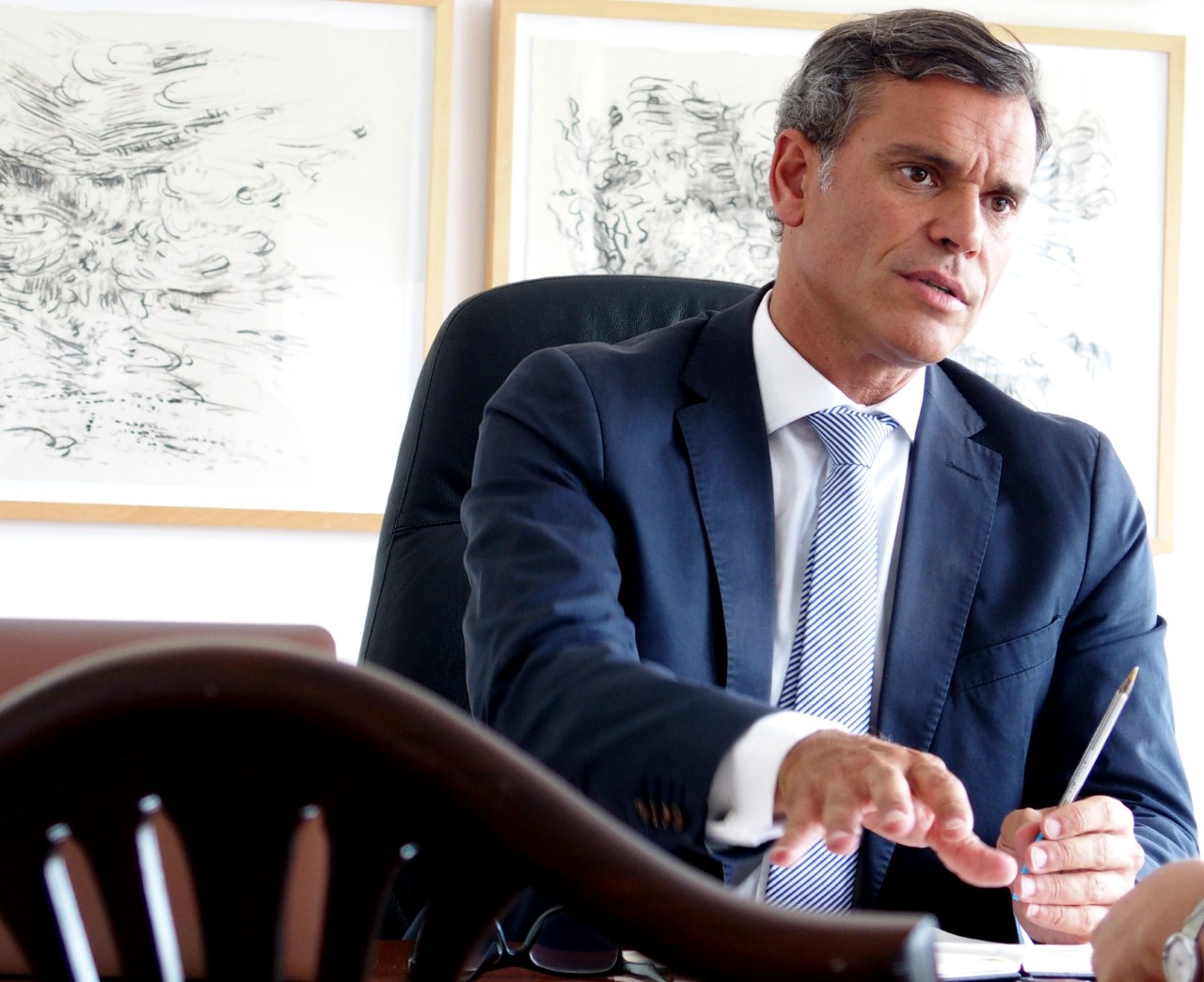 Secretário critica “isolamento total” de Cafôfo na política de turismo criando “uma cidade desenrascada e não cuidada”