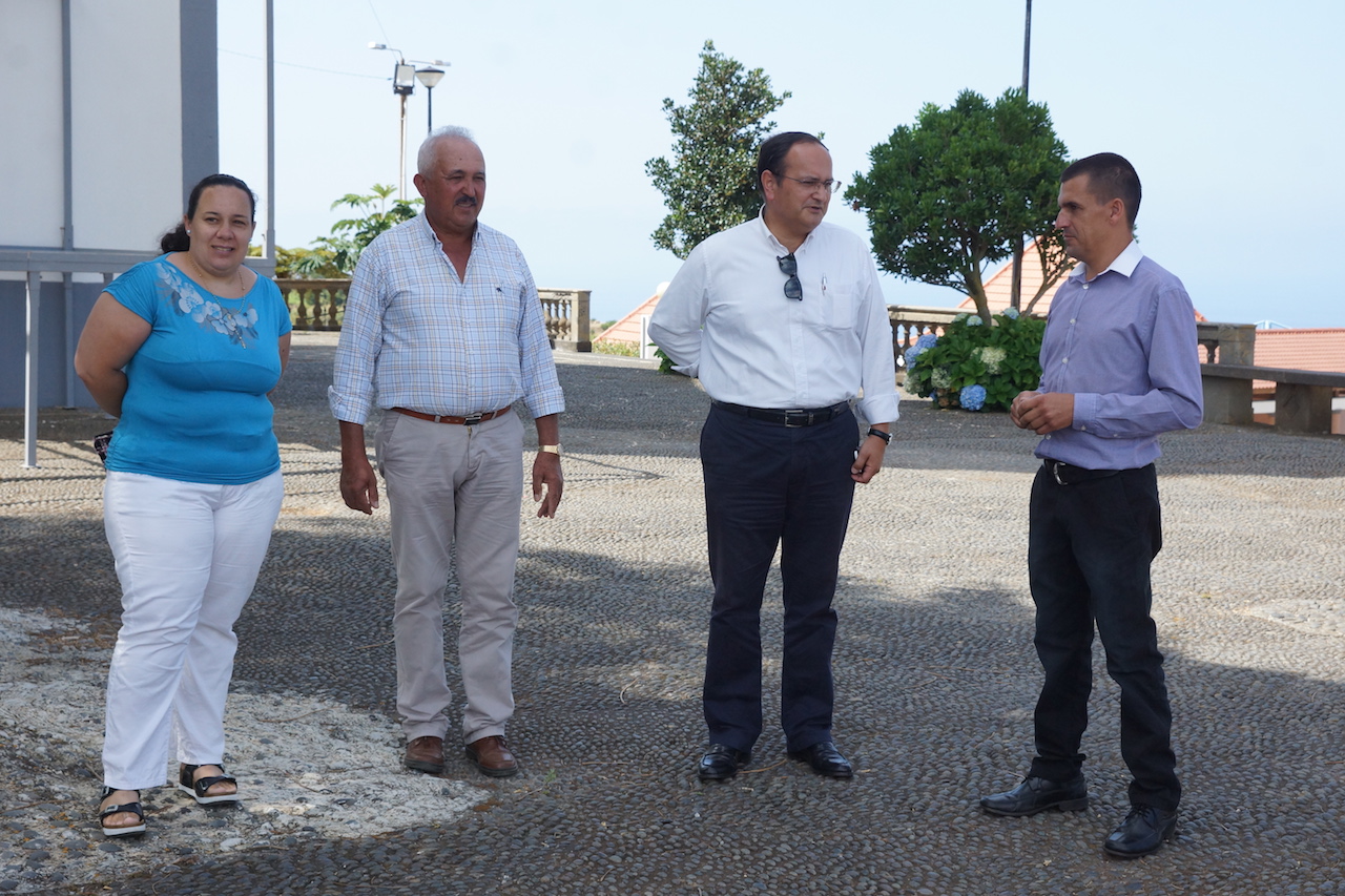 CDS da Ponta do Pargo desafia edil da Calheta a mostrar as obras realizadas
