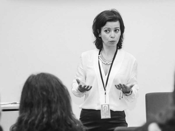 Liliana Rodrigues questiona Comissão Europeia sobre a discriminação por parte da Porto Editora