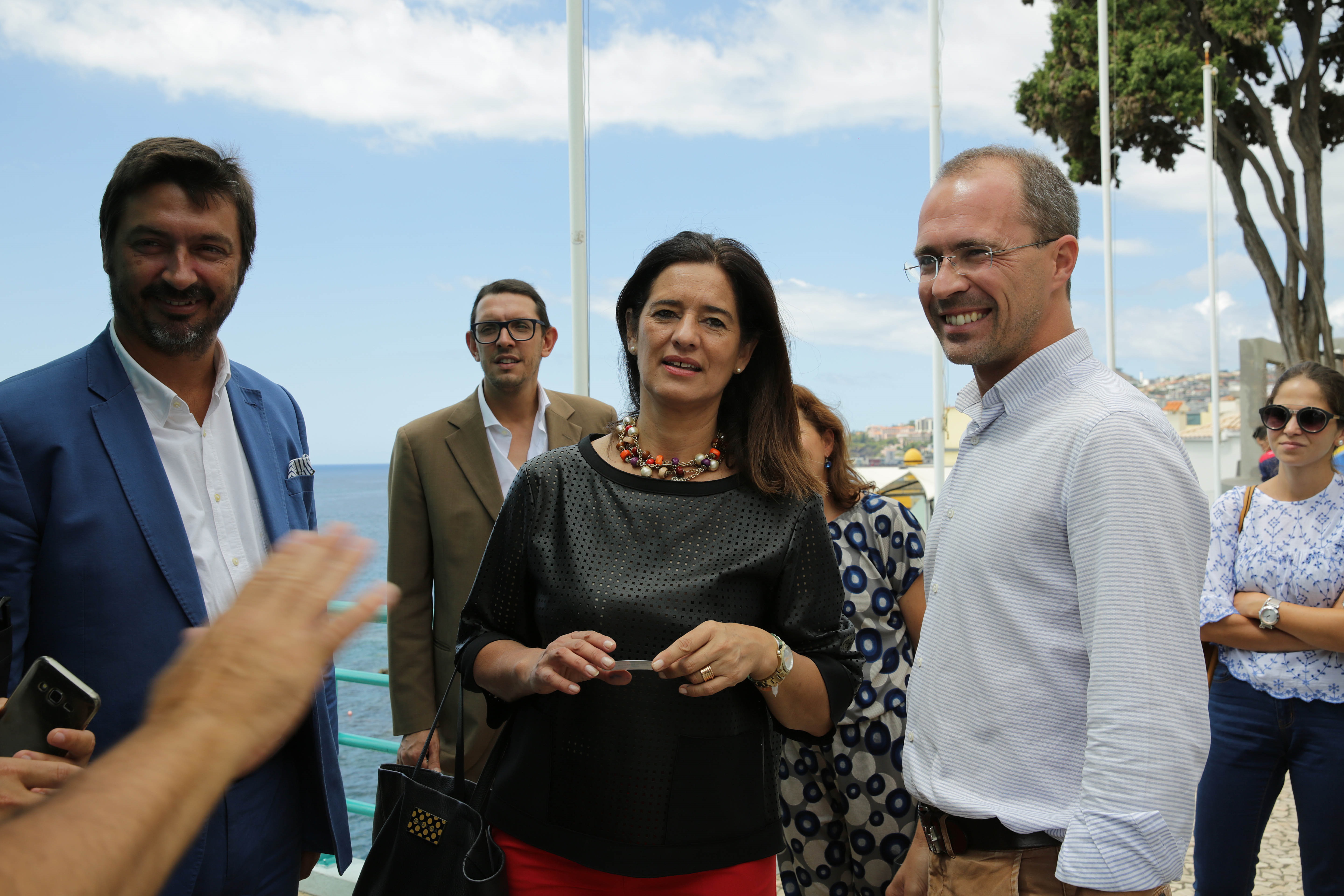 Rubina Leal acusa ‘Frente Mar’ de falta de transparência e de incumprimento da lei