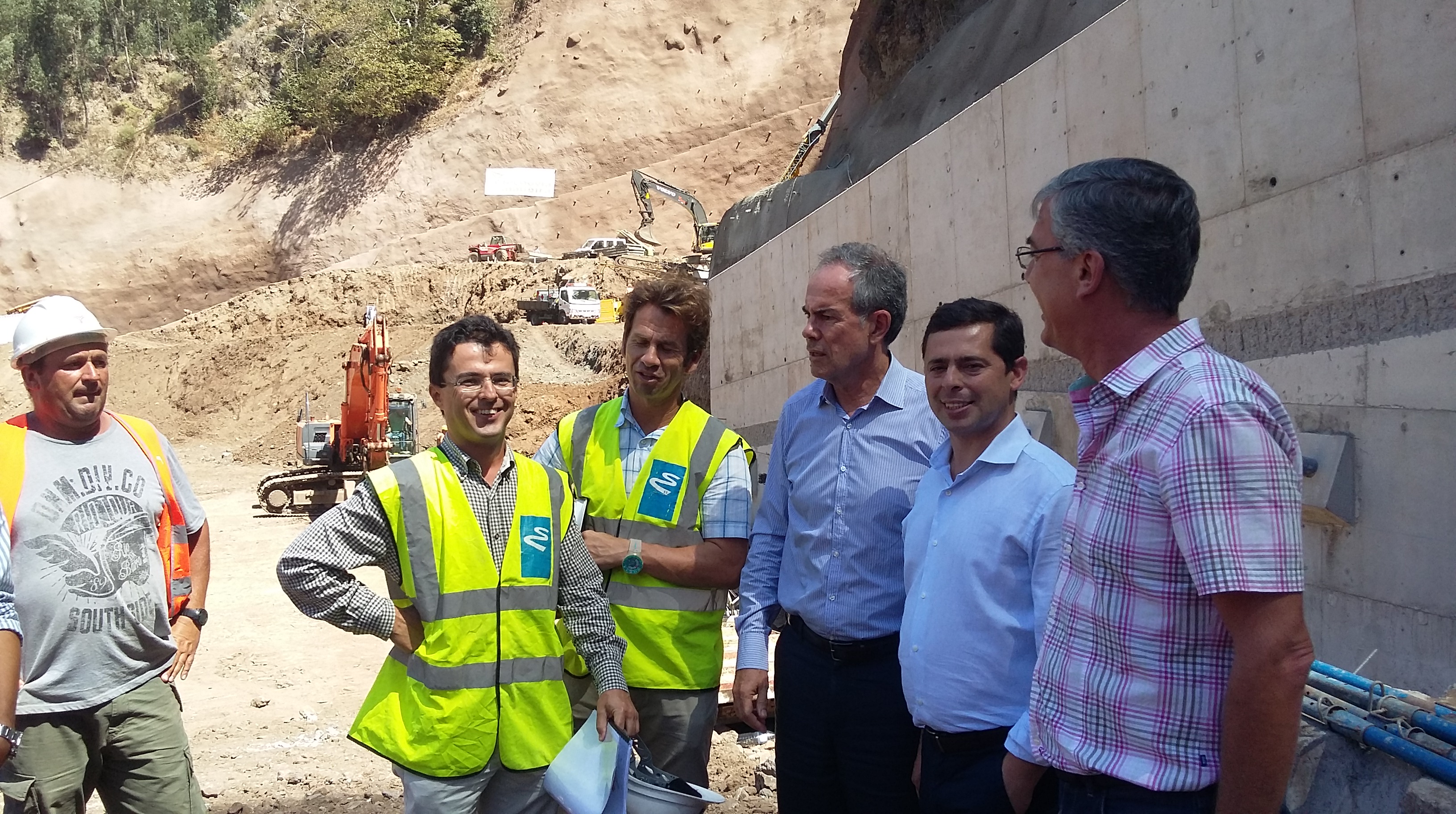 Sérgio Marques visitou obra de 3,3 milhões na Ribeira do Cidrão no Curral das Freiras