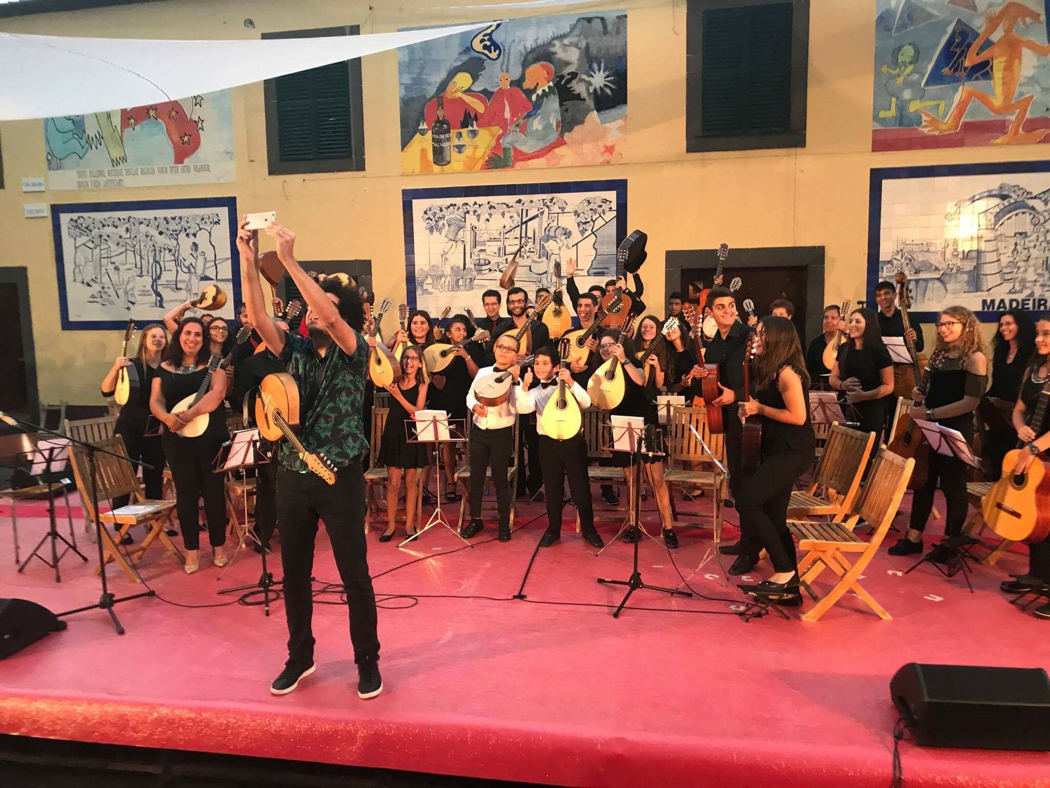 Hamilton de Holanda dá show no II Festival de Bandolins da Madeira