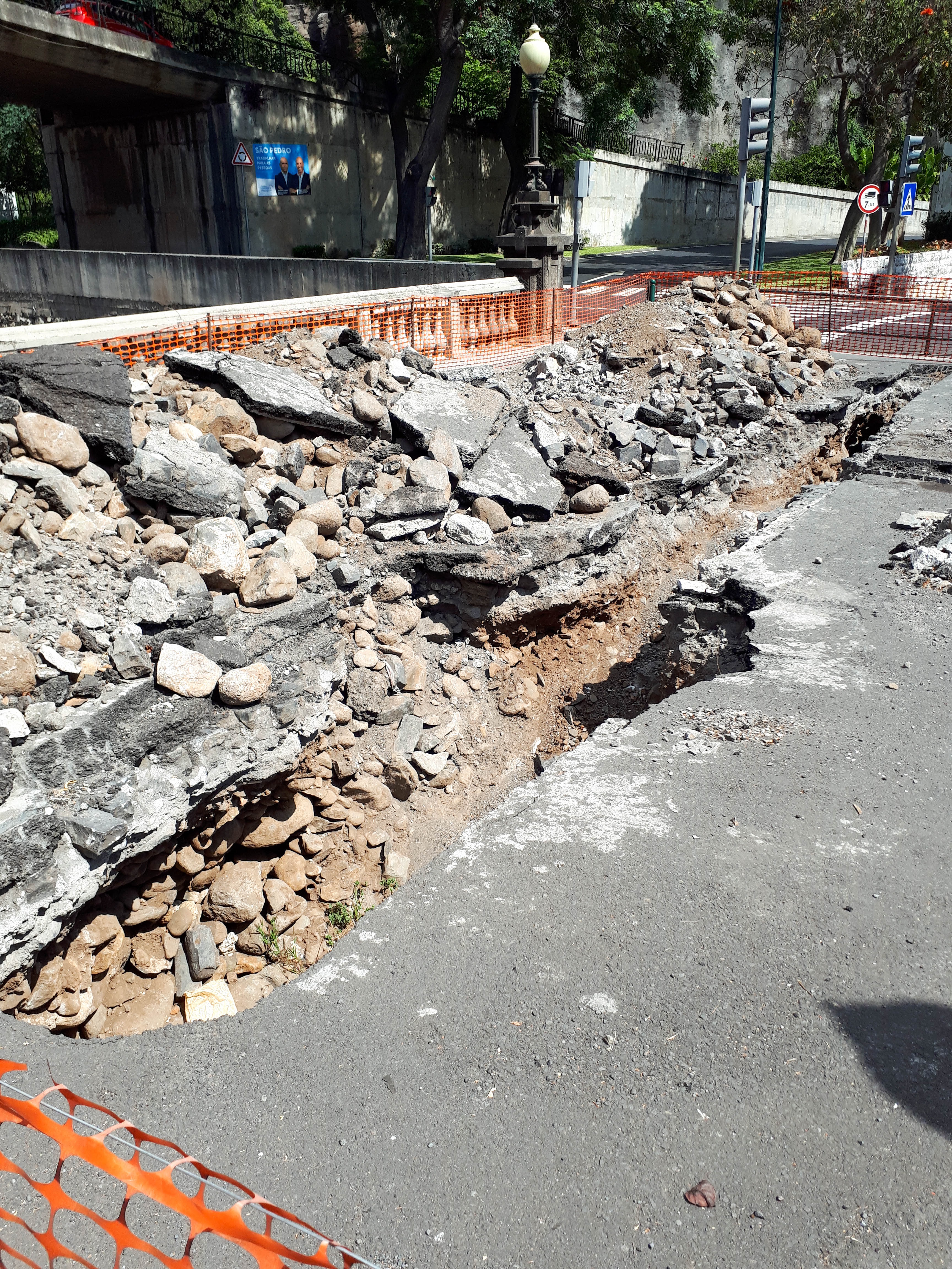 ‘Nós Cidadãos’ questiona o “abandono” das obras na Ponte de São Paulo