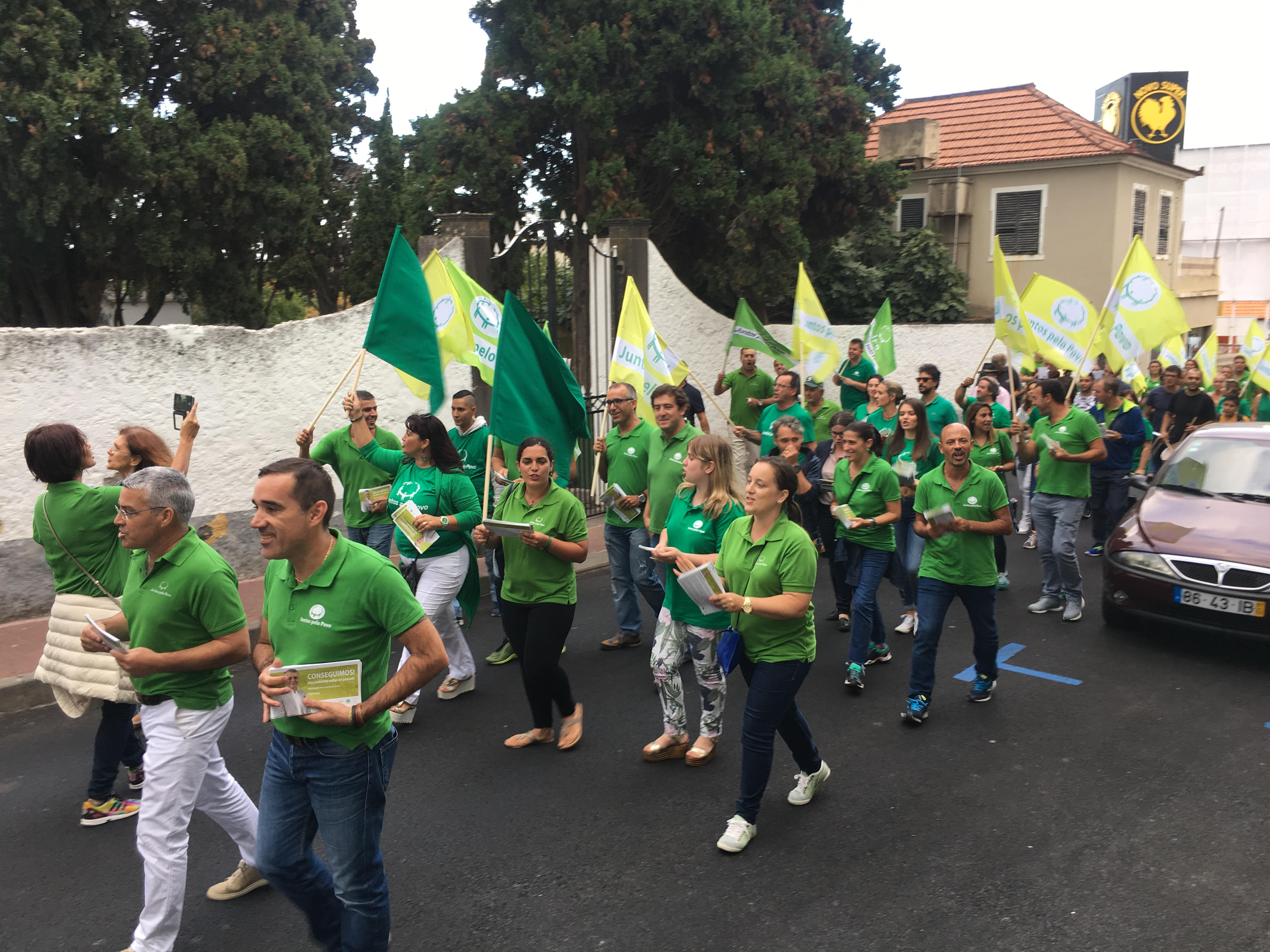 JPP começa campanha com arruada no Caniço: Filipe Sousa critica oposição vazia e sem rumo