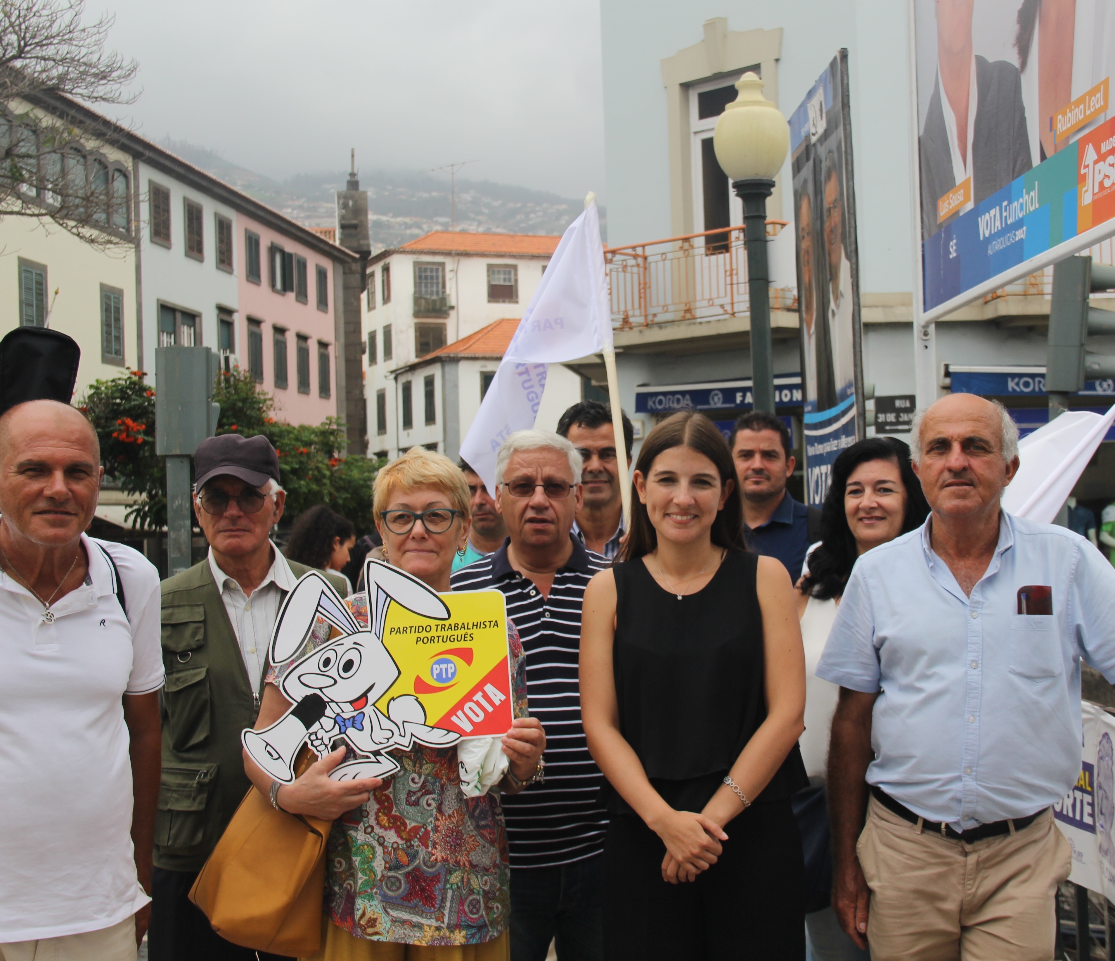 PTP quer colocar uma “Coelhinha” na Câmara Municipal do Funchal
