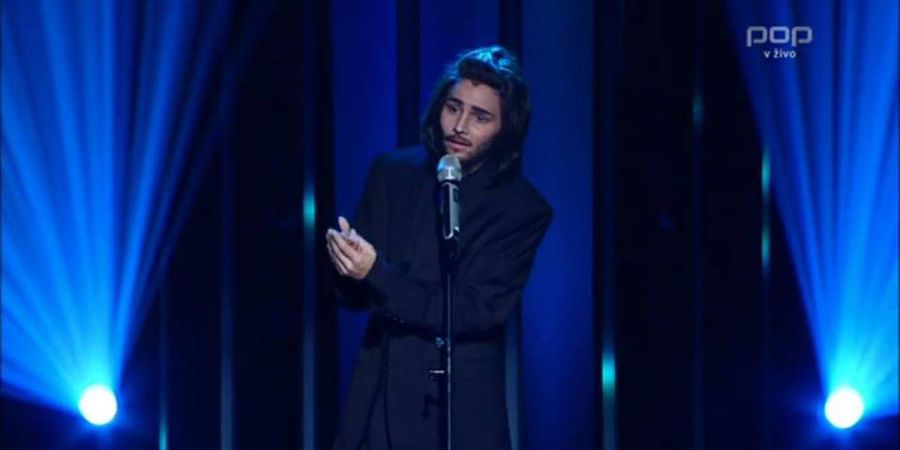 Lea Sirk – Concorrente eslovaca imita Salvador Sobral [vídeo]