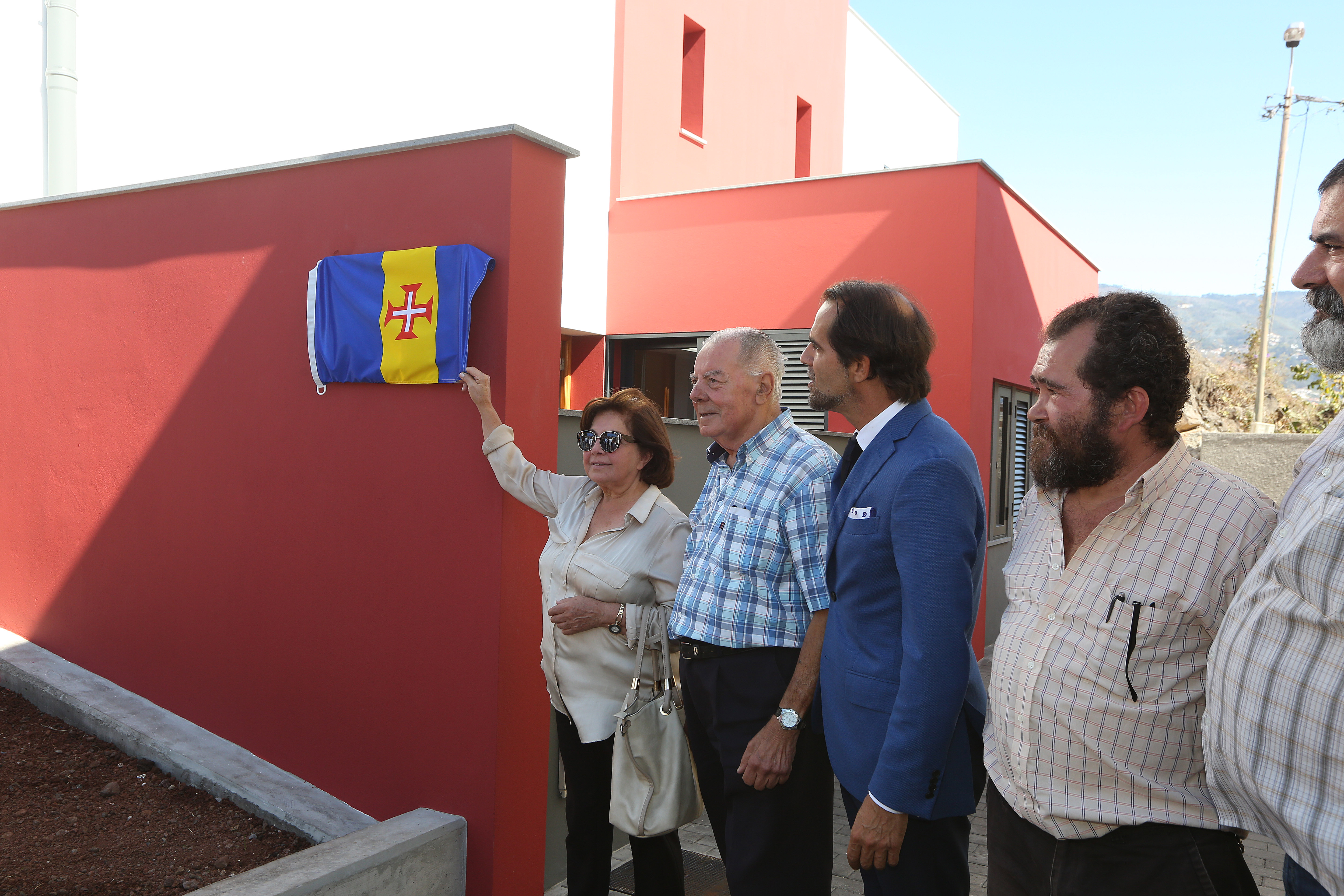Albuquerque inaugurou Núcleo Habitacional Sénior da Nazaré e escusou-se a comentar saída de Rui Gonçalves