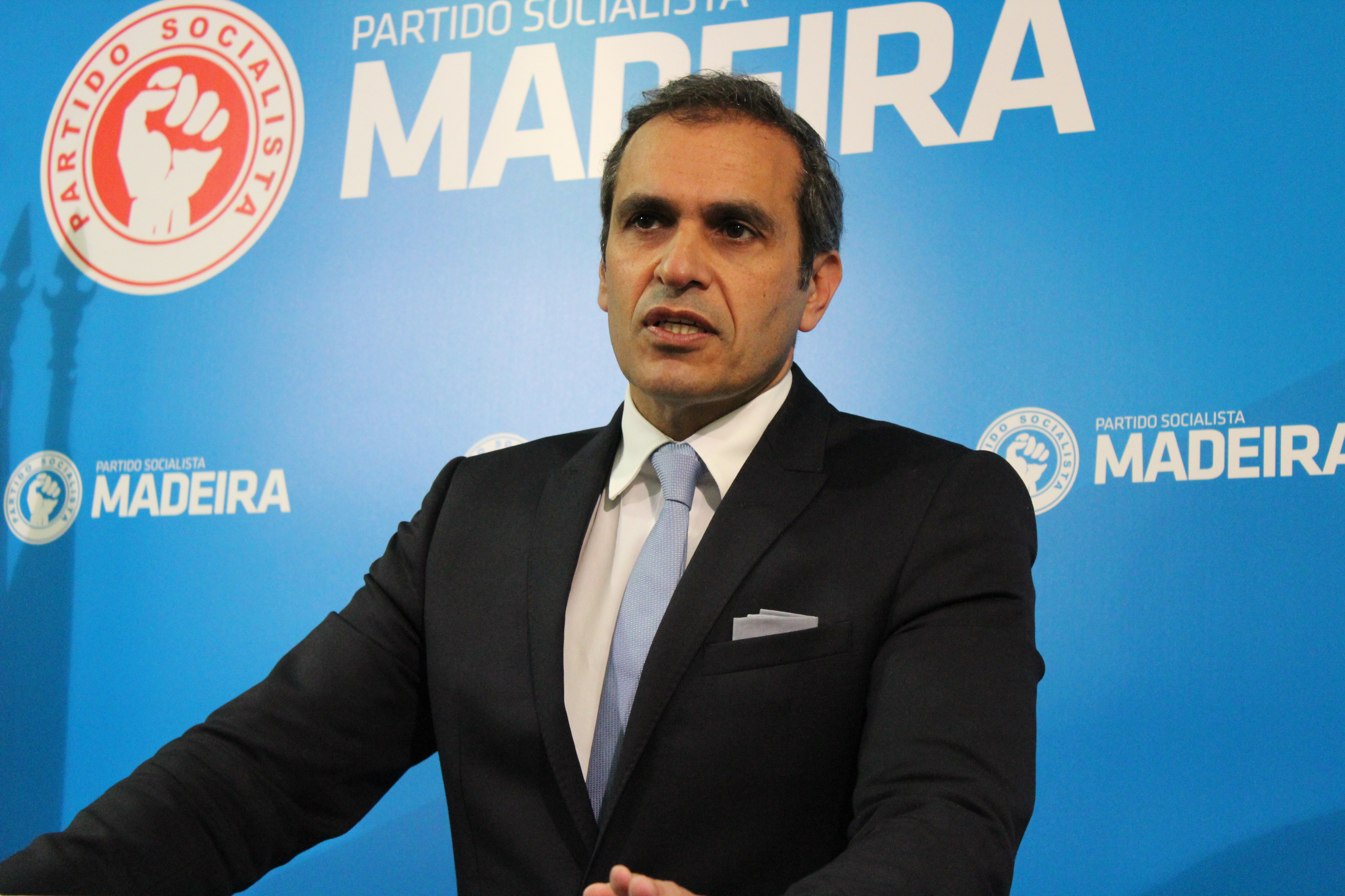 Carlos Pereira considera “inadmissíveis” os preços da TAP para Lisboa e “insuportável” o que se passa com a mobilidade aérea