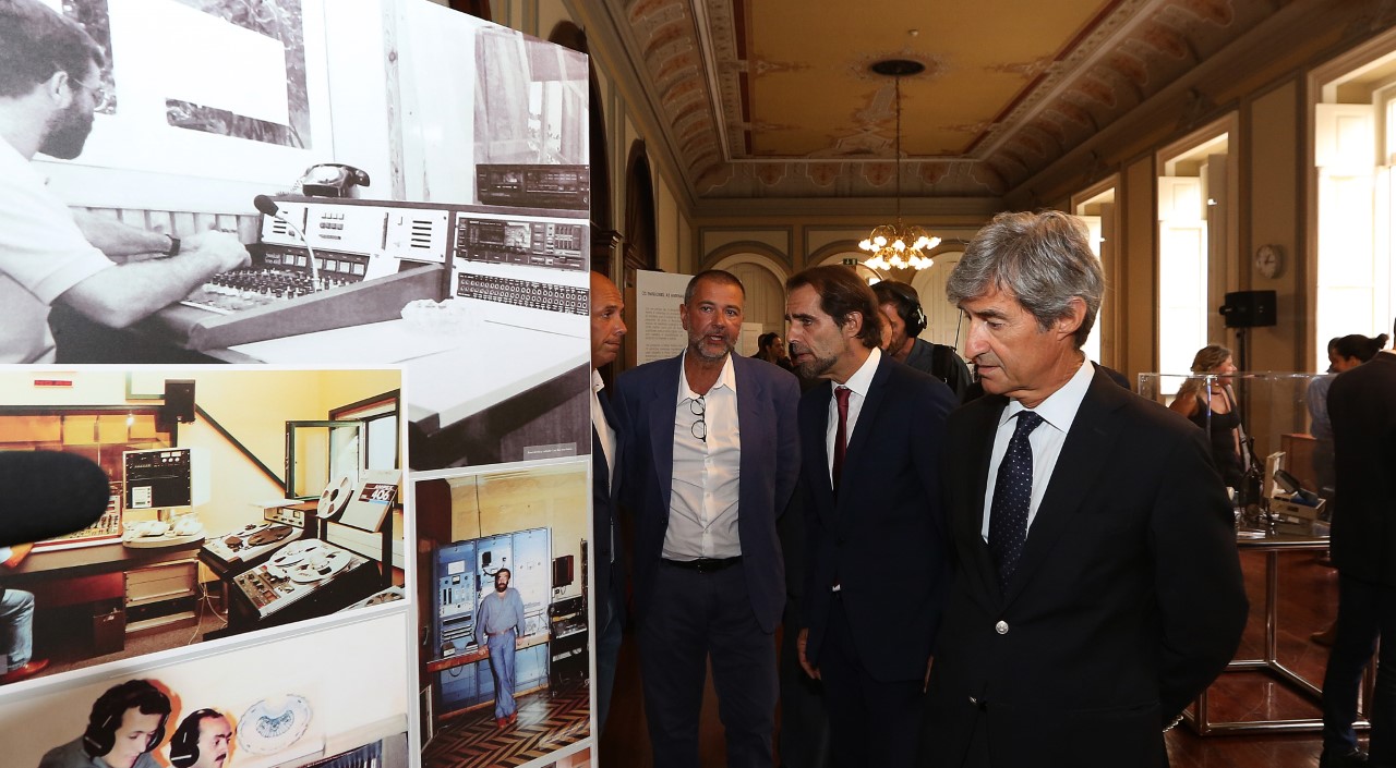 Exposição revive cinco décadas da Rádio pública na Madeira