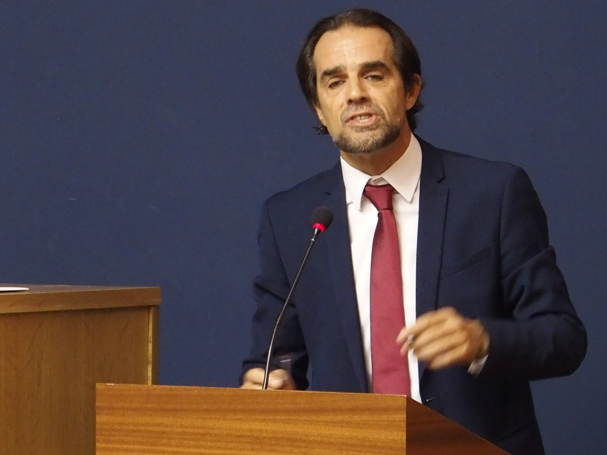 Miguel Albuquerque diz que moção de censura é “bóia de salvação” da liderança do PS-M