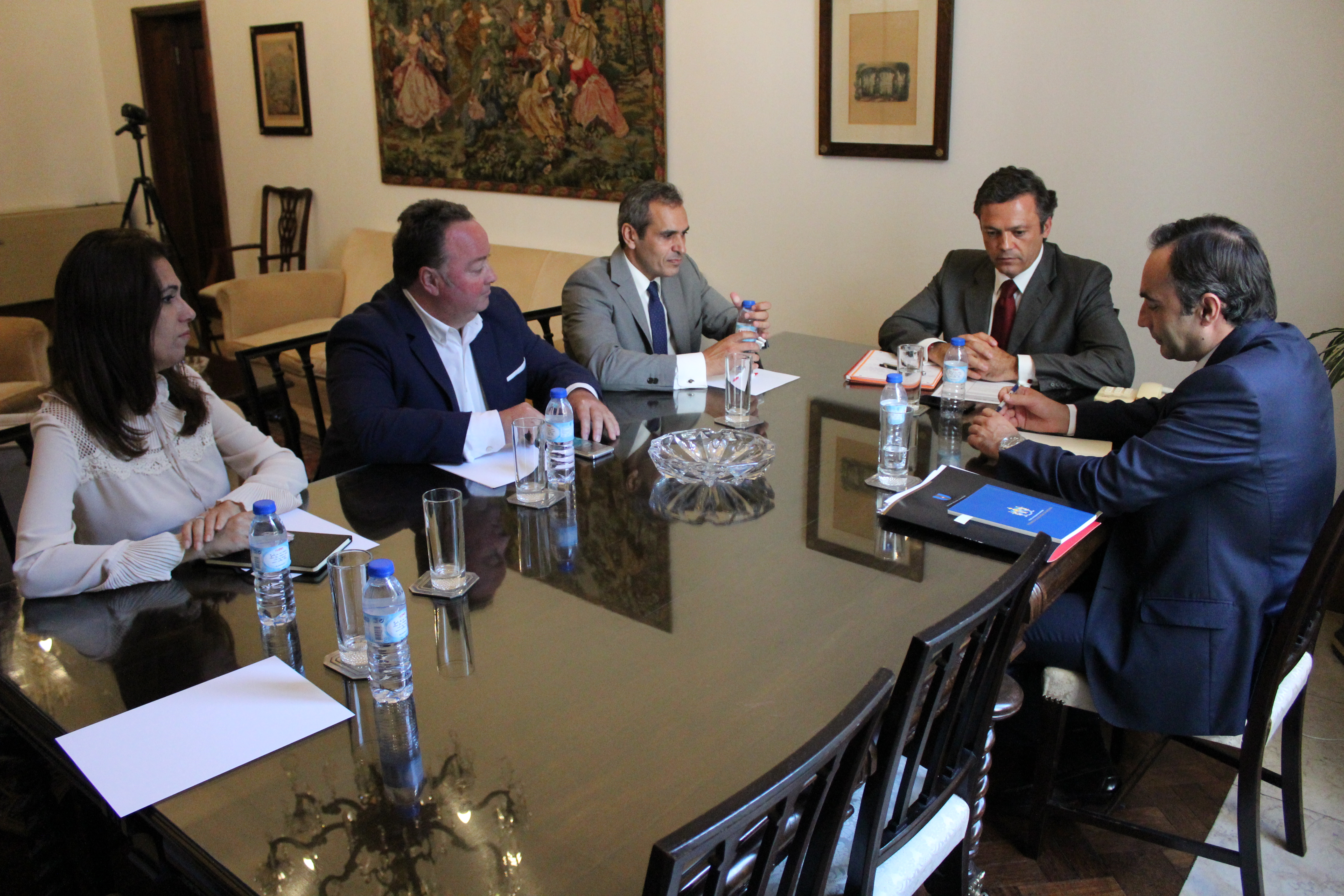 Carlos Pereira diz que reuniu com Pedro Calado mas “saiu sem respostas”