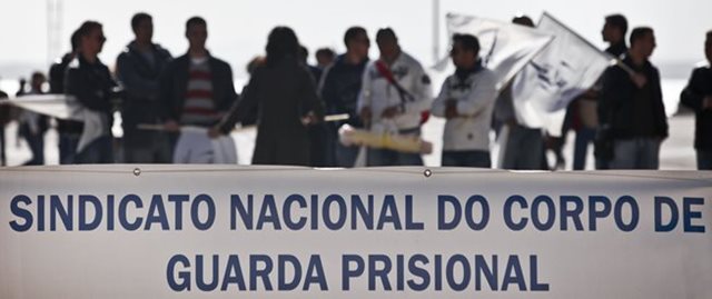 Guardas prisionais vão a votos a 15 de novembro