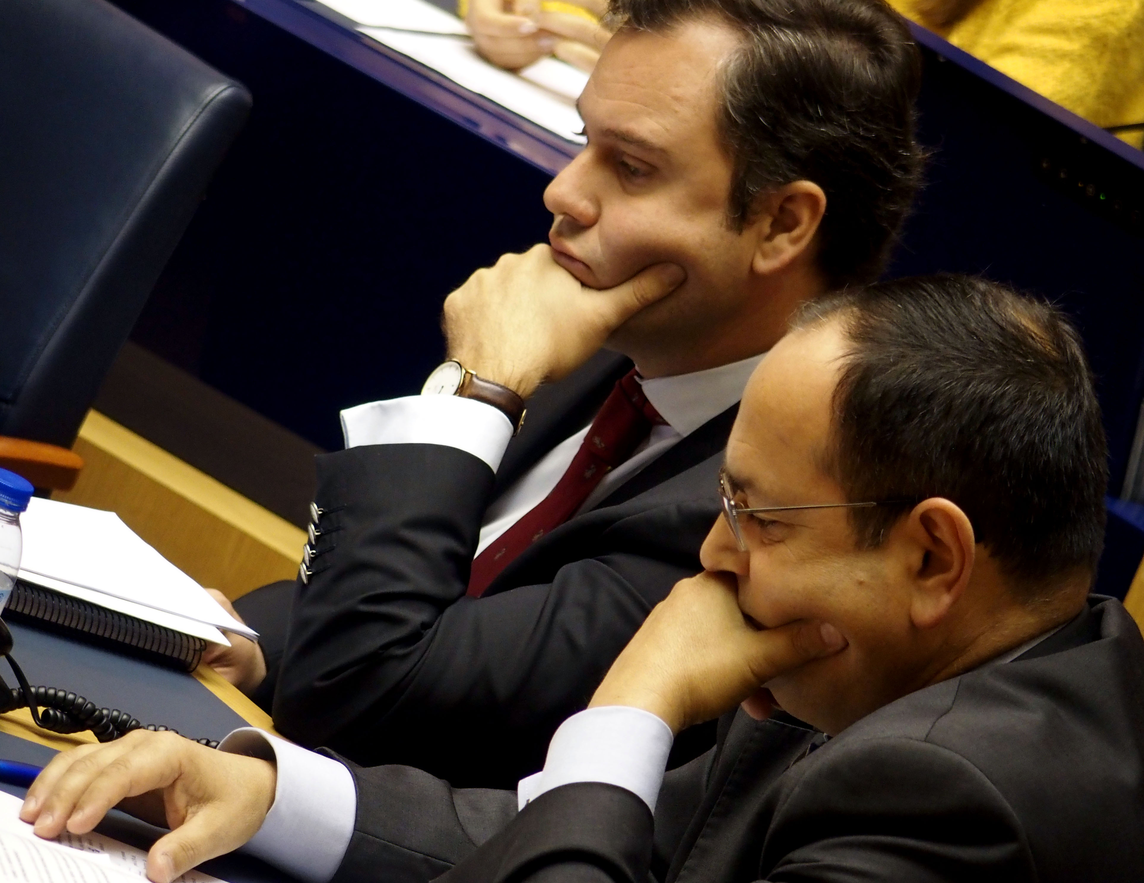 PSD esgota tempo na ALRAM em discussão com a oposição sobre a defesa dos interesses da RAM; FN adianta intervenção de Rui Barreto adiada para a próxima sessão