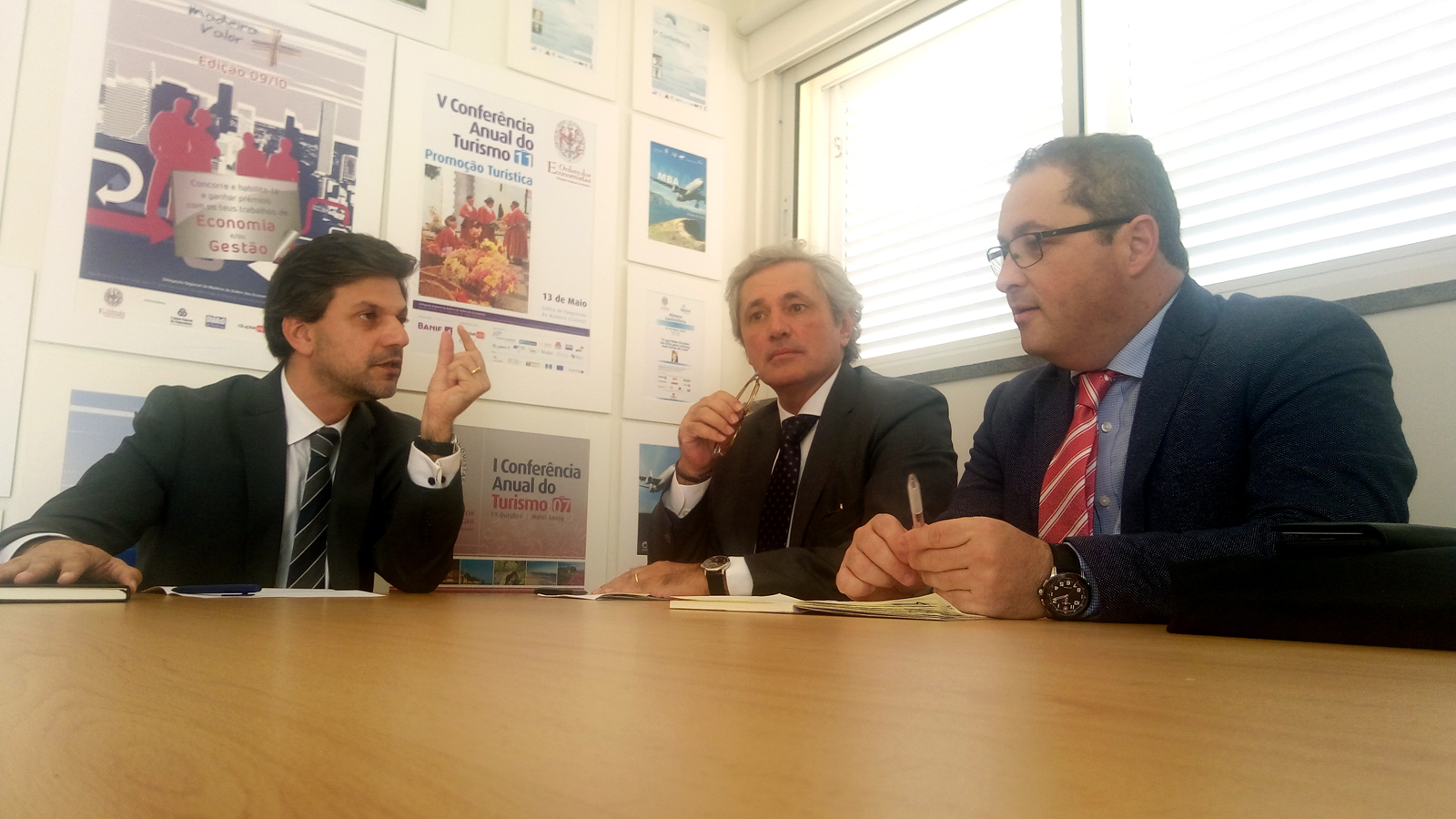 CDS reuniu com economistas e aponta orçamento refém de uma dívida gigantesca e das PPPs