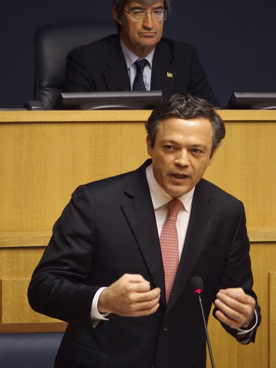 Pedro Calado delfim de Miguel Albuquerque? A crise de liderança é no CDS, responde Calado