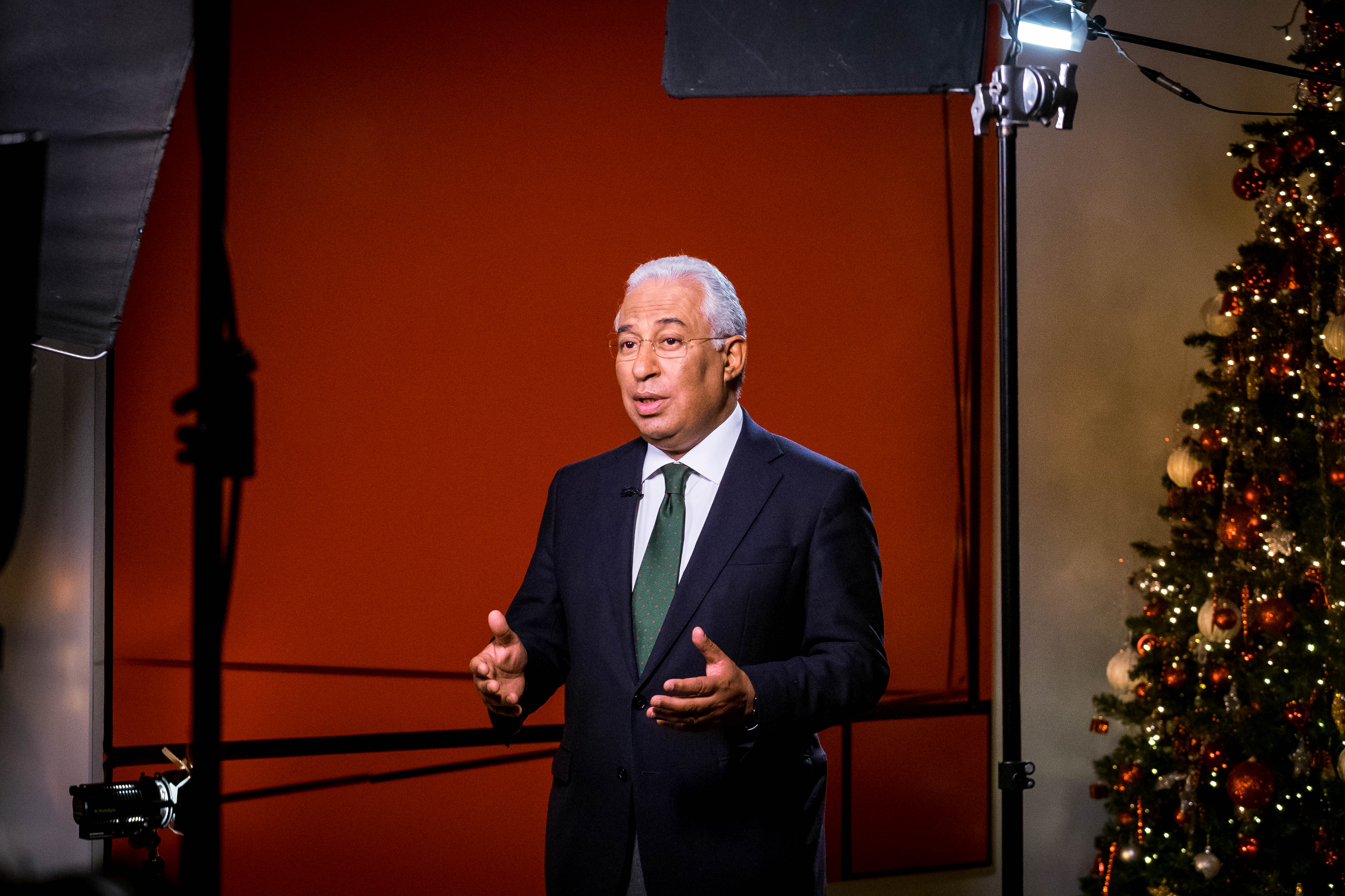 António Costa faz mensagem de Natal a prometer mais e melhor emprego