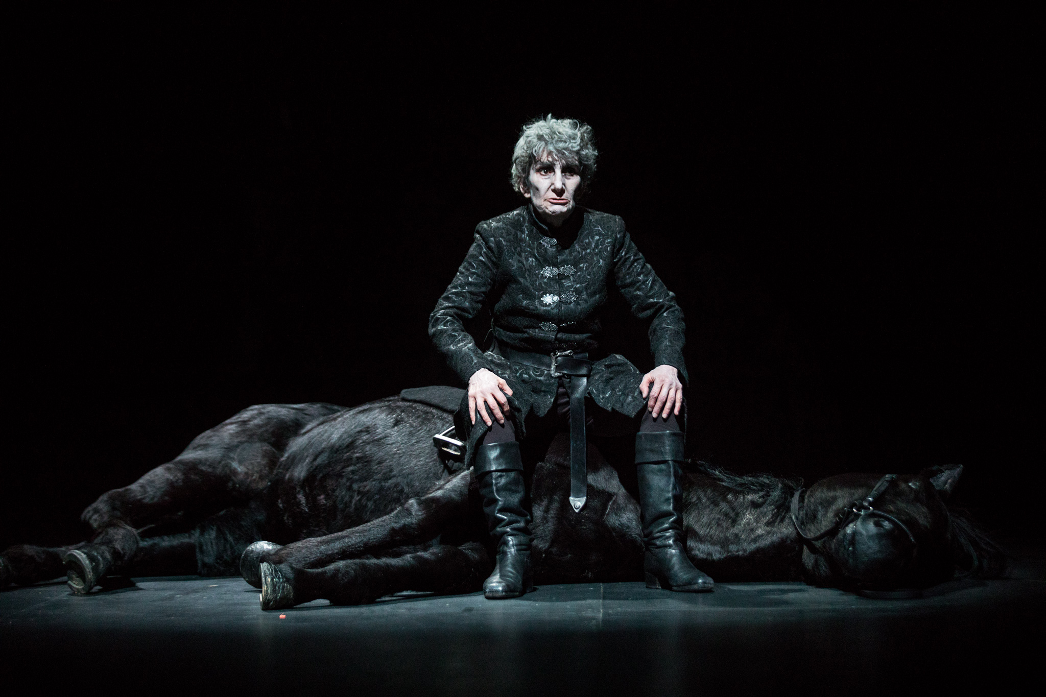 Espectáculo “Lear” da Rede Eunice estreia no dia 27 no Teatro Municipal Baltazar Dias