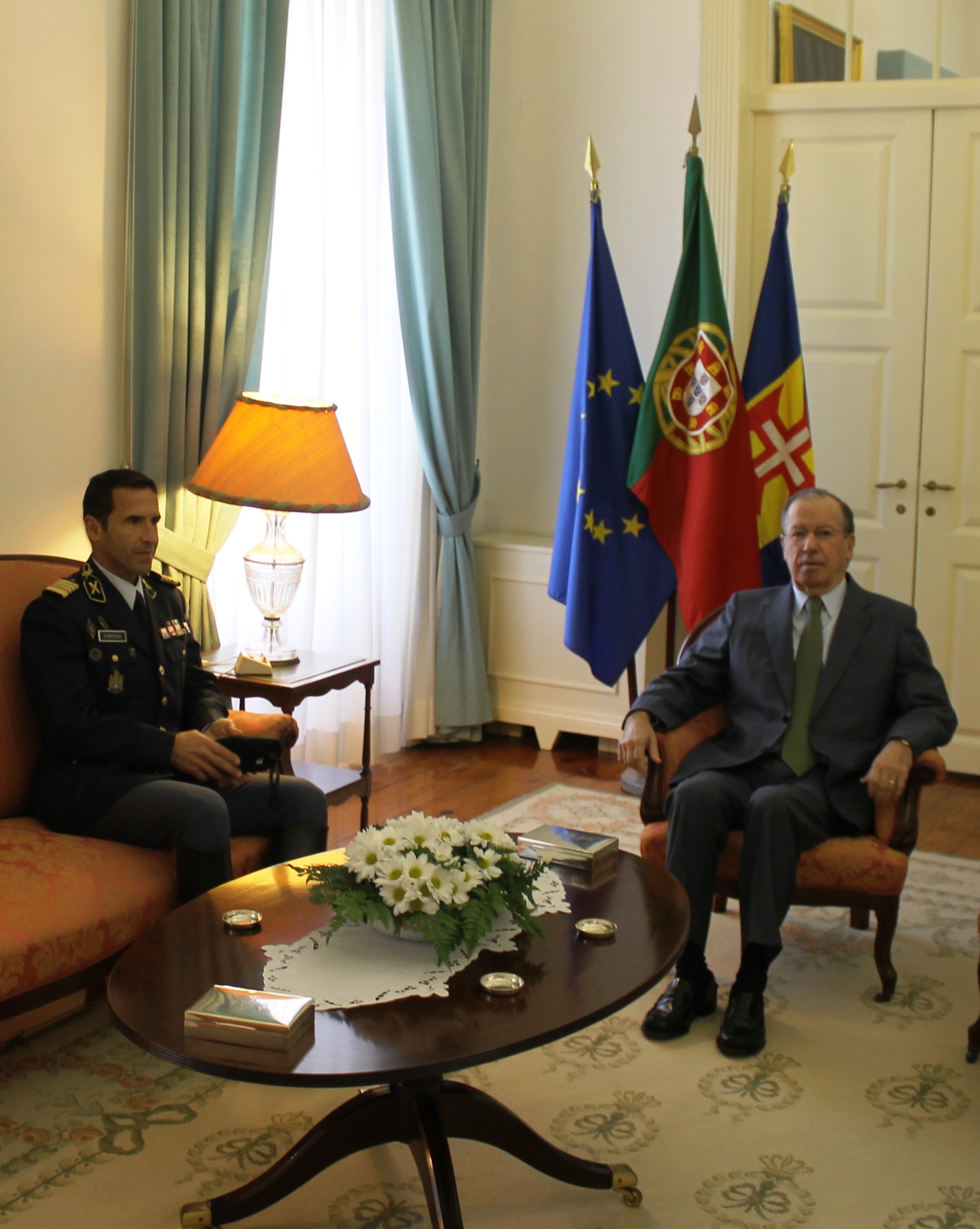 Novo comandante da GNR foi apresentar cumprimentos a Ireneu Barreto