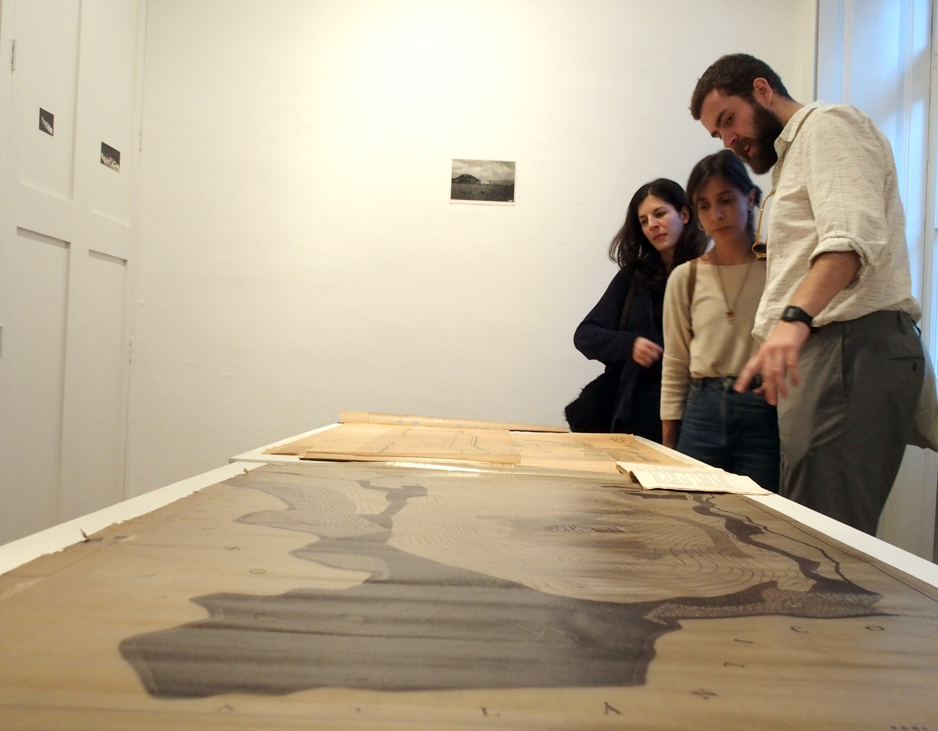 Porta 33 registou enchente na inauguração de exposição sobre a obra do arquitecto Rui Goes Ferreira