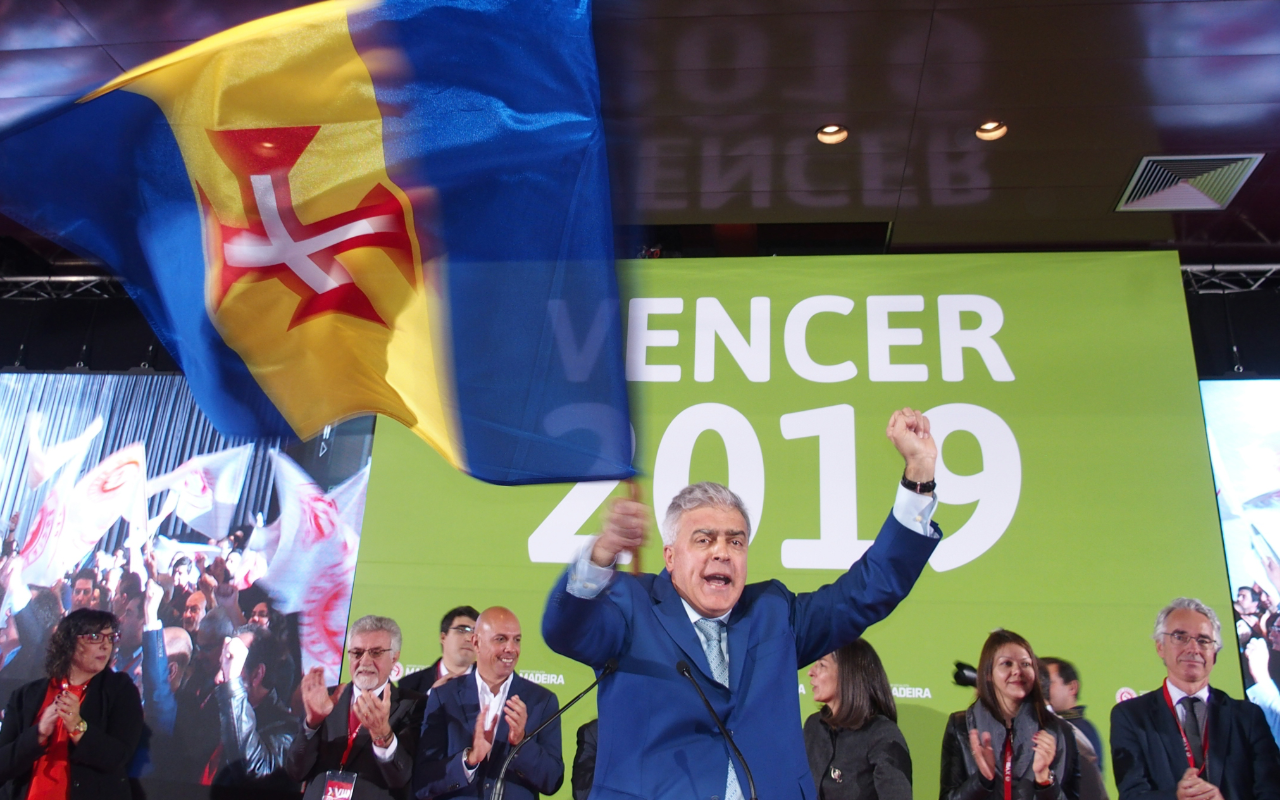 Emanuel Câmara faz discurso triunfal já apontado para o que Cafôfo, apoiado pelo PS, fará no Governo Regional; afirma que se vive um ciclo político irreversível