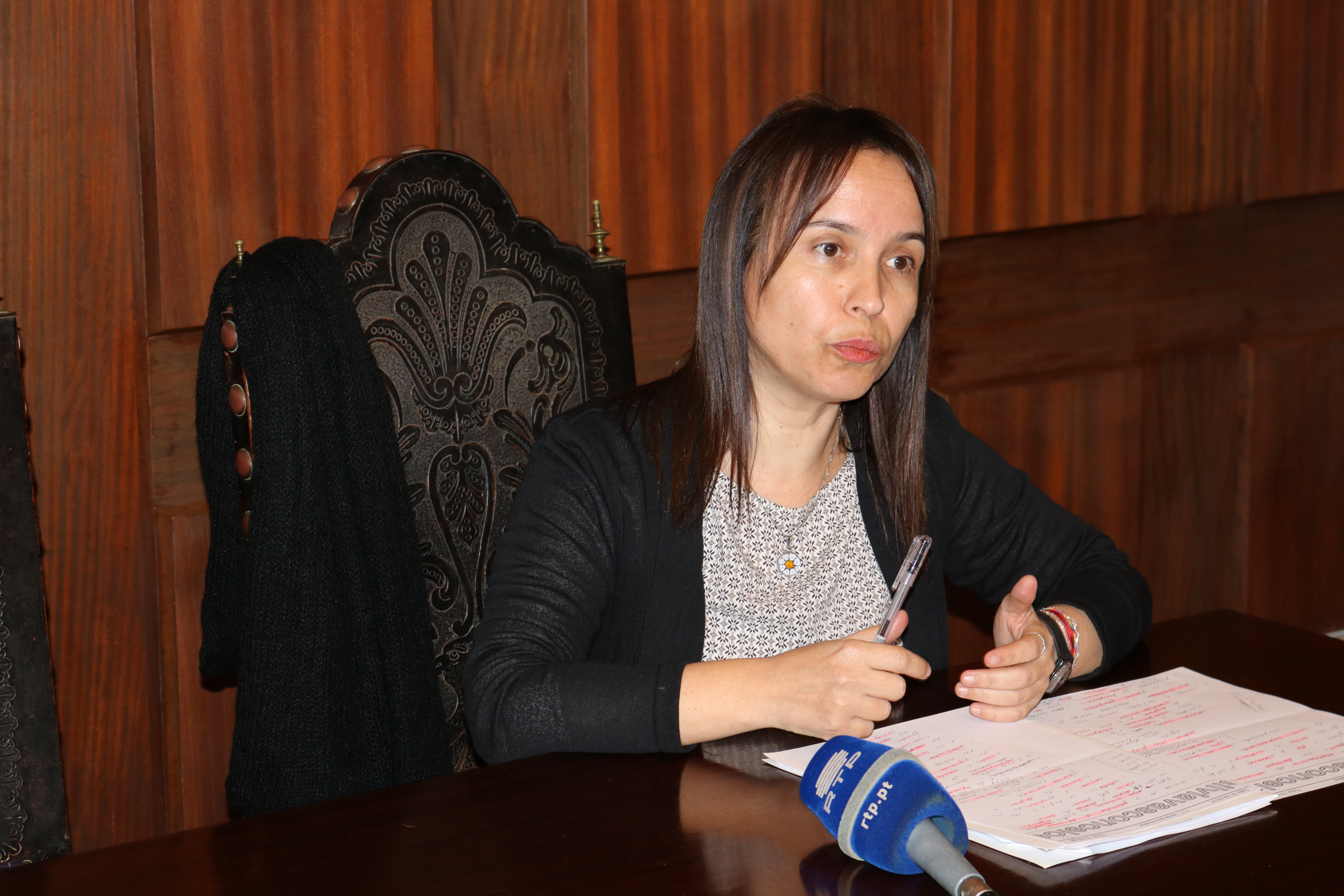 PCP-M apresenta propostas legislativas para a defesa dos animais